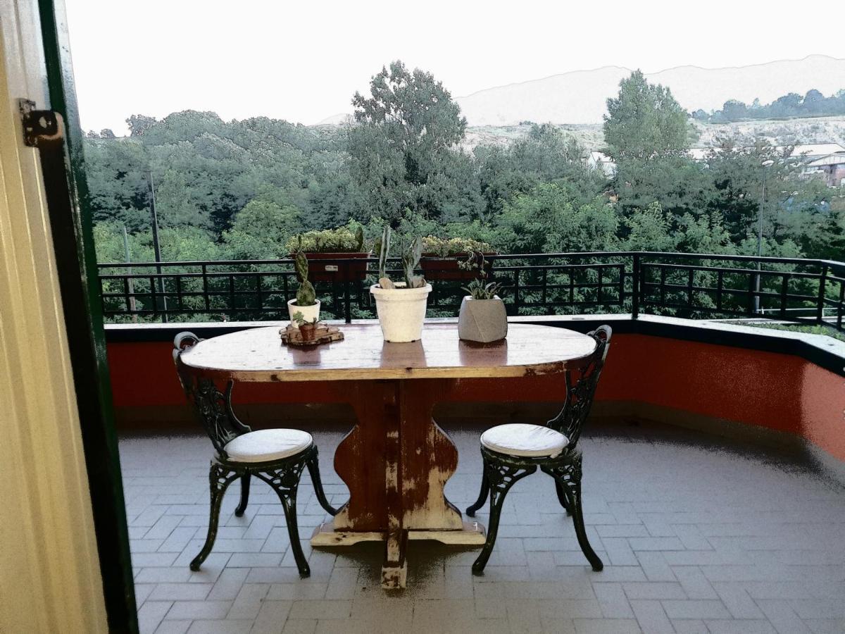 Montesarchio B&B Tre Passi Dalla Torre מראה חיצוני תמונה