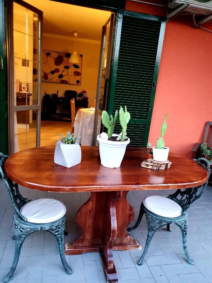 Montesarchio B&B Tre Passi Dalla Torre מראה חיצוני תמונה