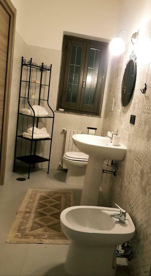 Montesarchio B&B Tre Passi Dalla Torre מראה חיצוני תמונה