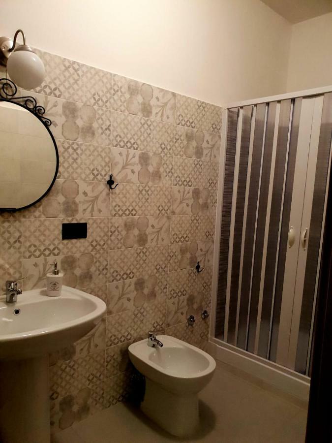 Montesarchio B&B Tre Passi Dalla Torre מראה חיצוני תמונה