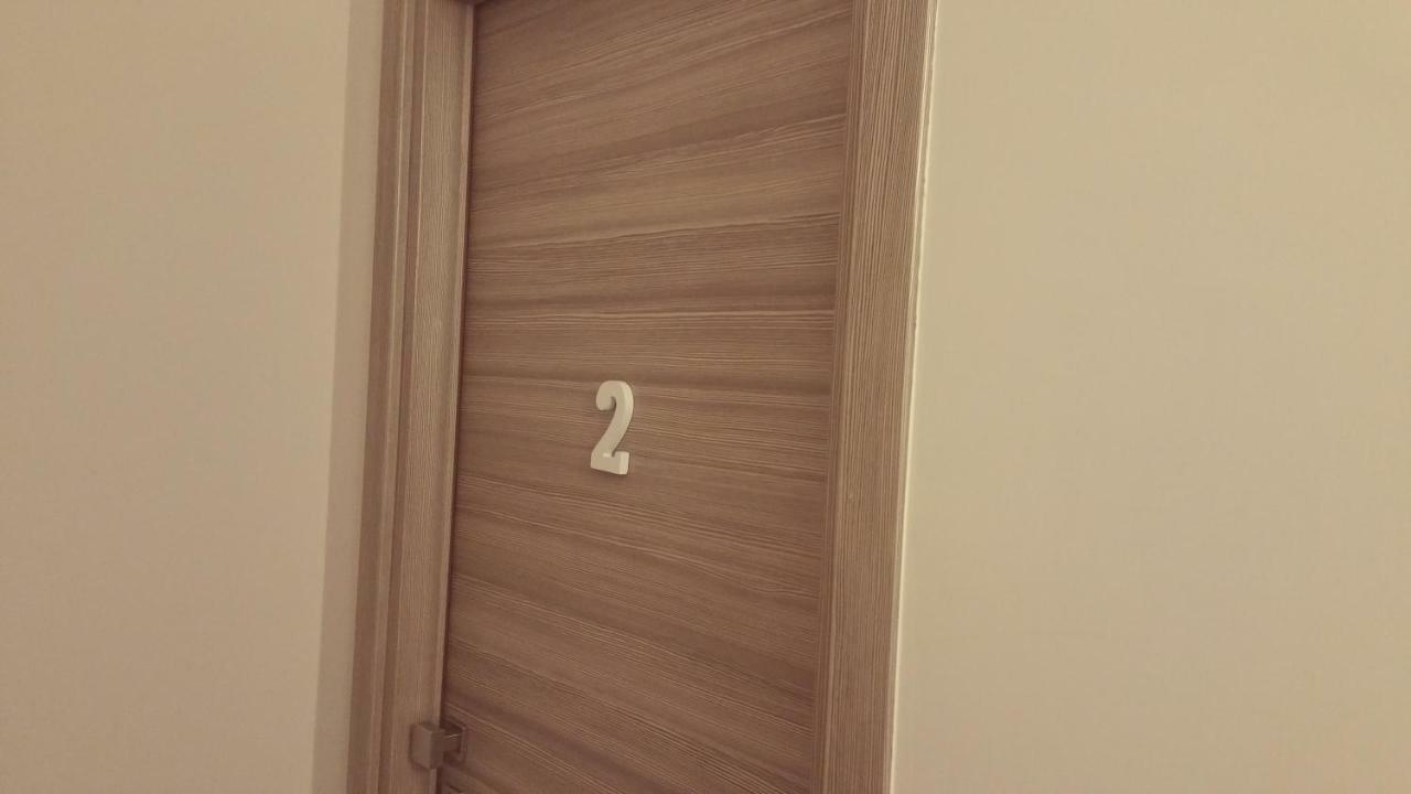 Montesarchio B&B Tre Passi Dalla Torre מראה חיצוני תמונה